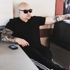 Meet your Posher, Douglas